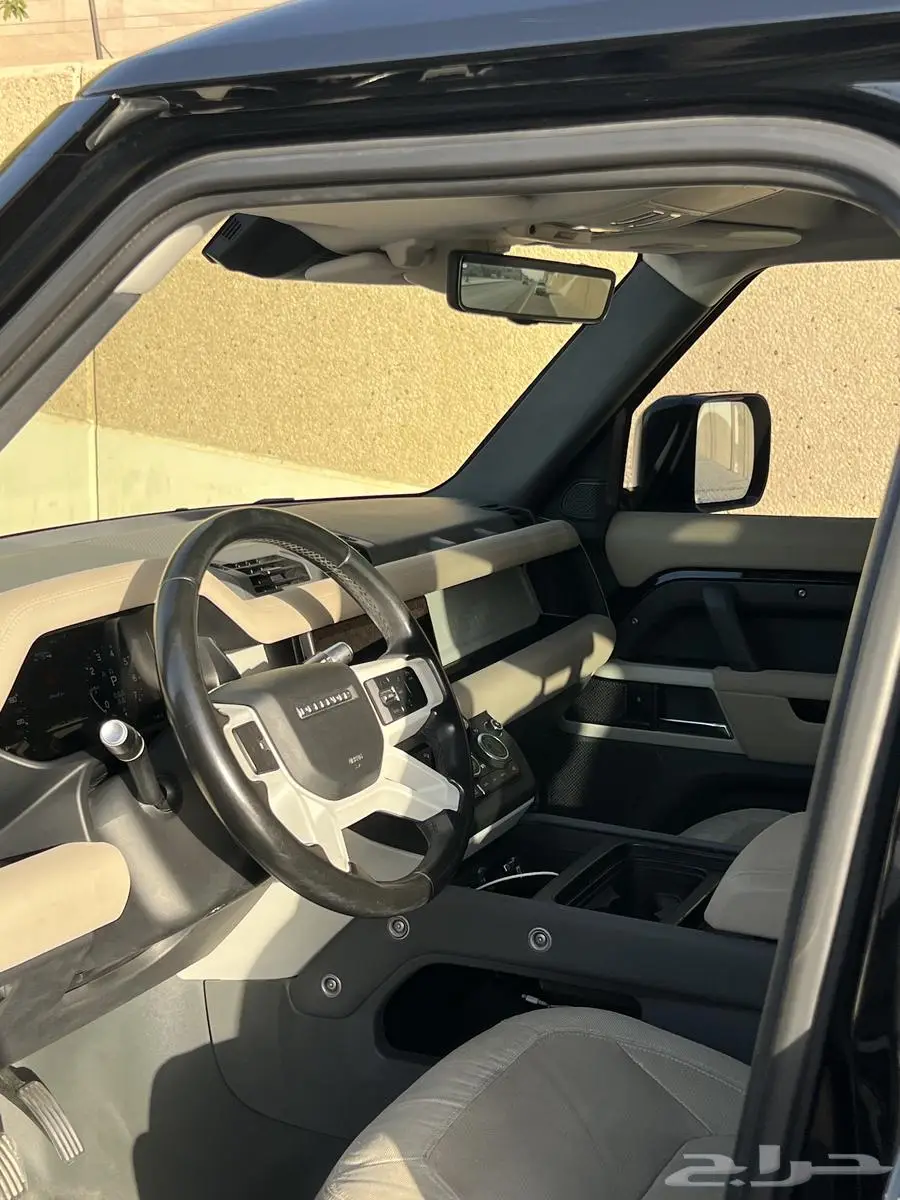 ديفندر 2020 اسود V6 سعودي 3