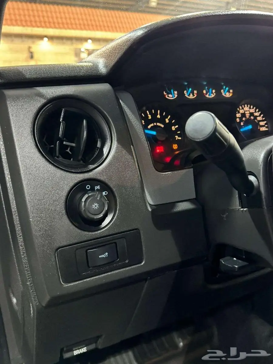 للبيع فورد بيكب 2014 سعودي دبل 4x4 غماره 13