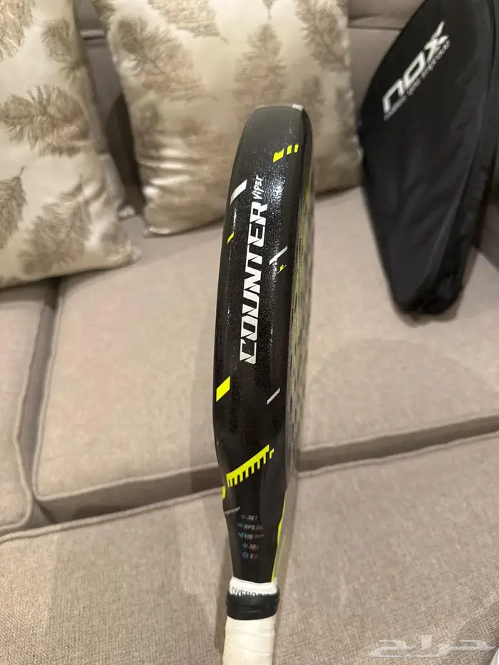 للبيع مضرب babolat 2025 - المضرب لا توجد به خدوش وجديد 1