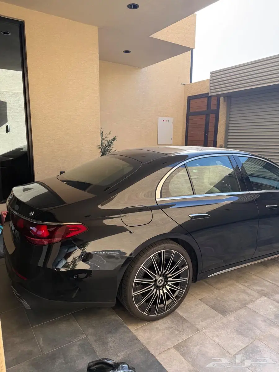 مرسيدس E300 جفالي موديل 2025 4