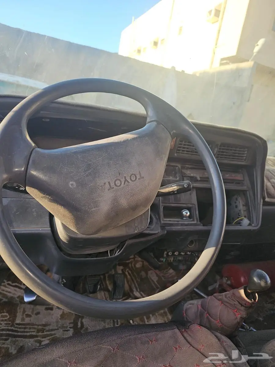 باص تويوتا موديل 2000 1
