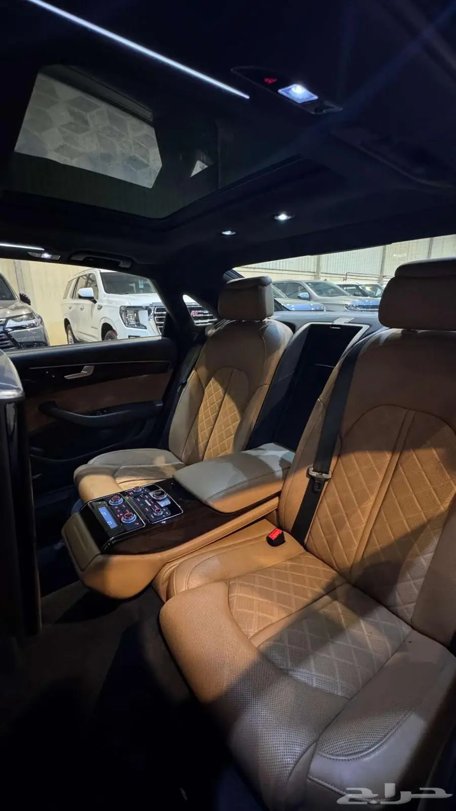 اودي A8 L موديل 2015 22