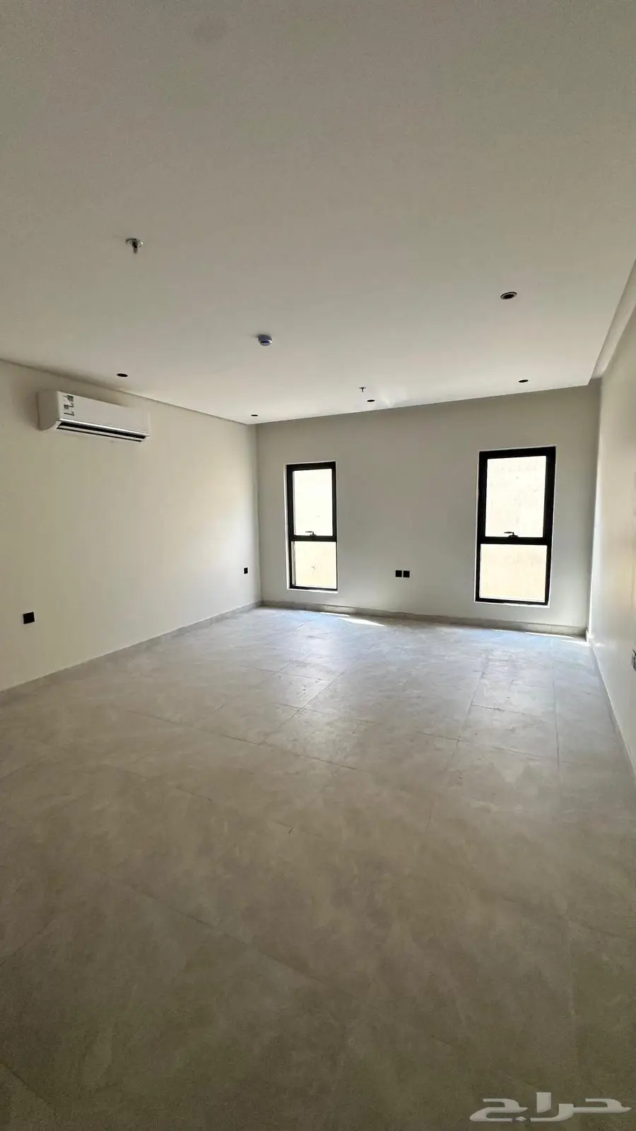 للإيجار عمارة بالكامل بحي النرجس 2