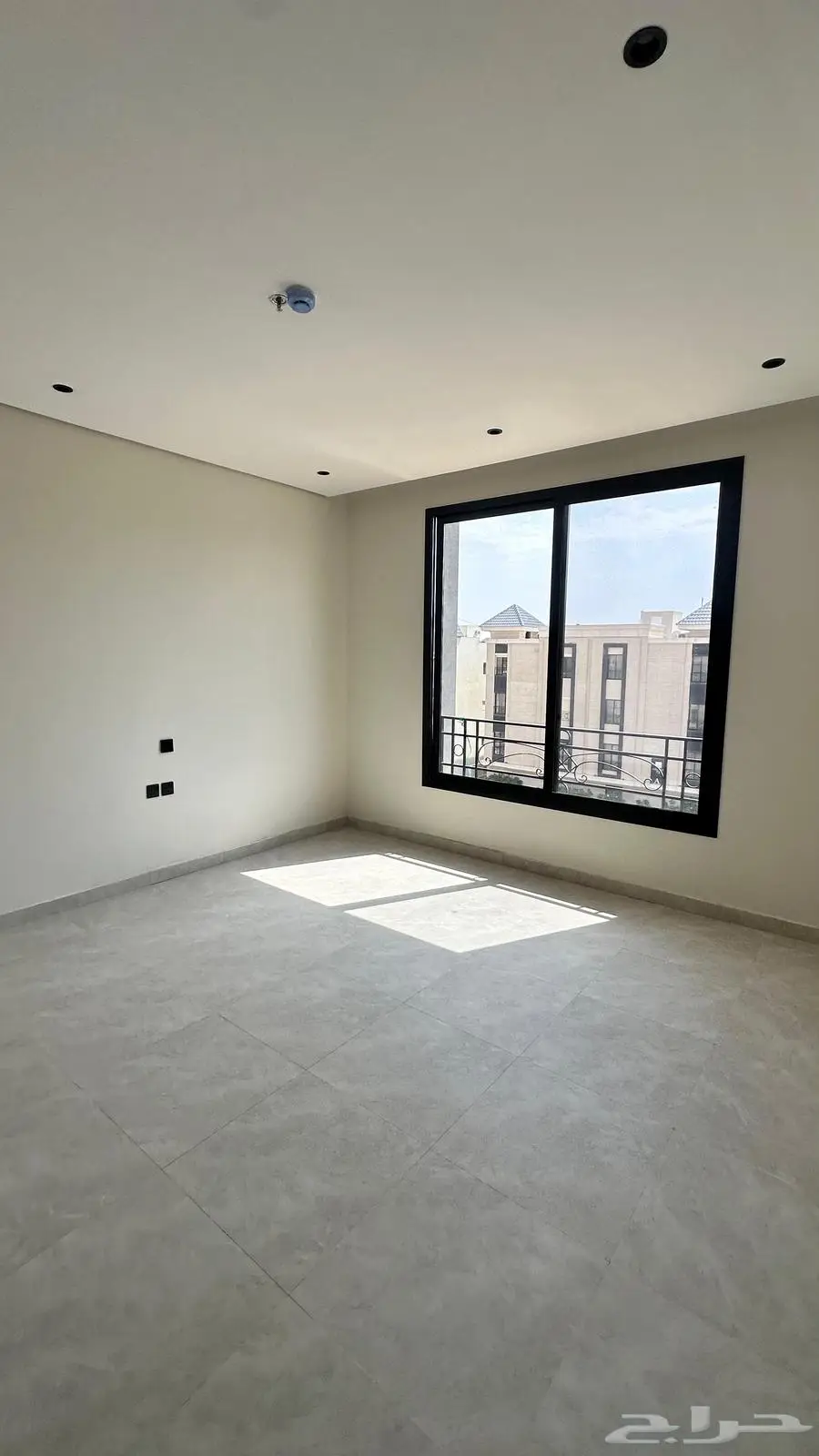 للإيجار عمارة بالكامل بحي النرجس 1