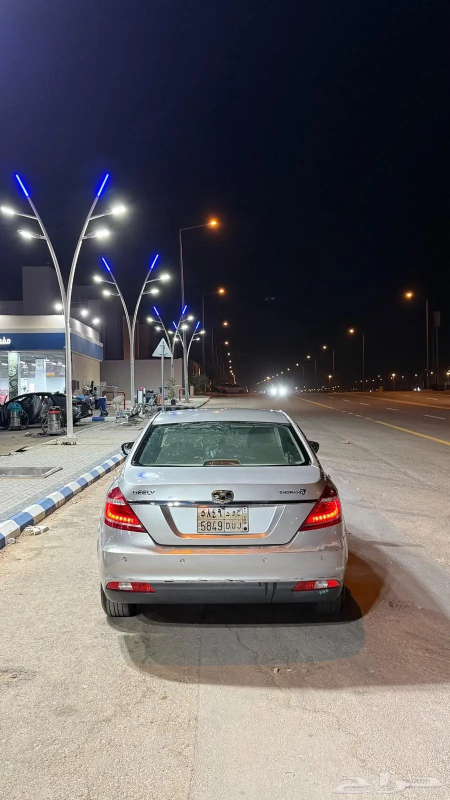 جيلي امجراند ec7 0
