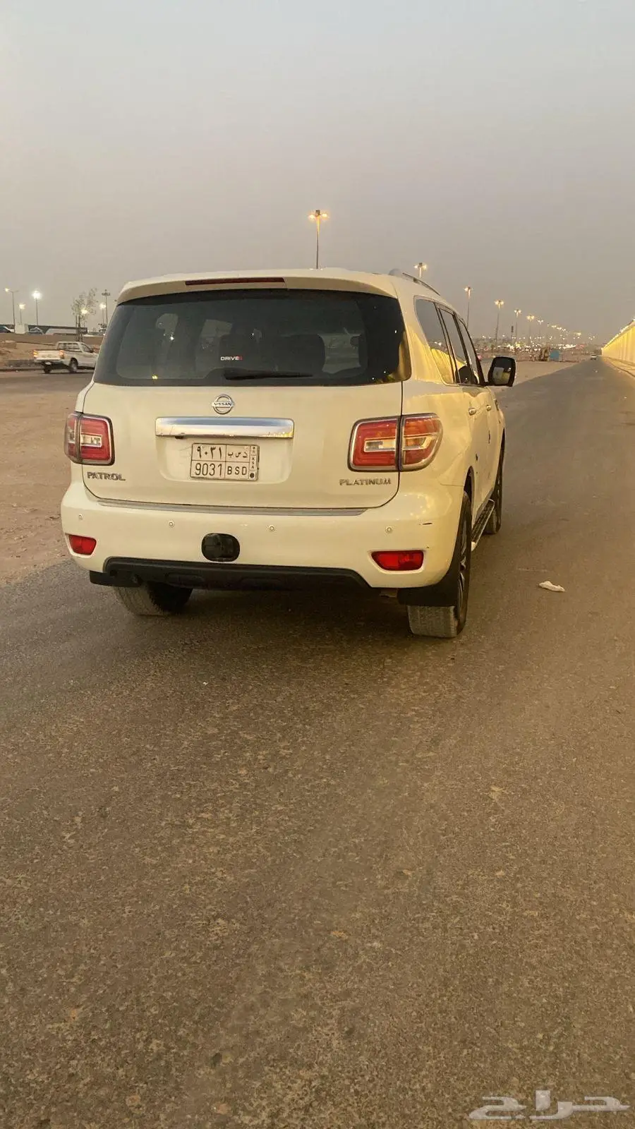 نيسان بلاتنيوم مديل 2016 0