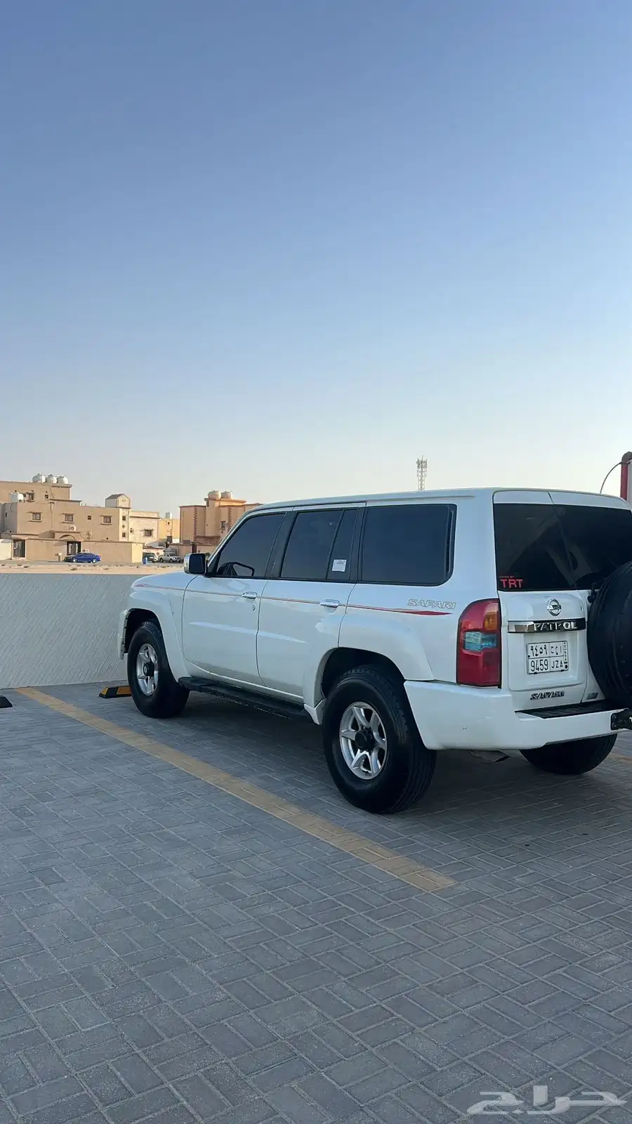 جيب نيسان فتك 2009 بدي وكاله نظيف 1
