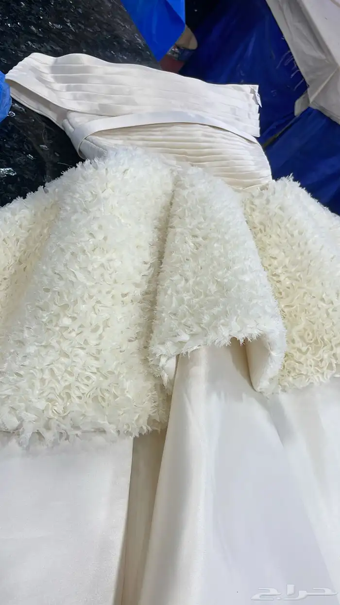 فستان بنات مقاس عمر 13 سنه جديد لبسه وحده موديل رغد الخطيب 1