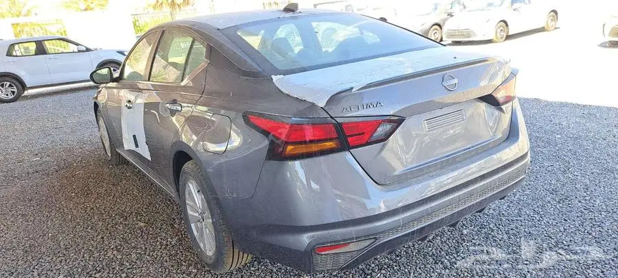 نيسان التيما SV نص فل 2024 - عرض 3