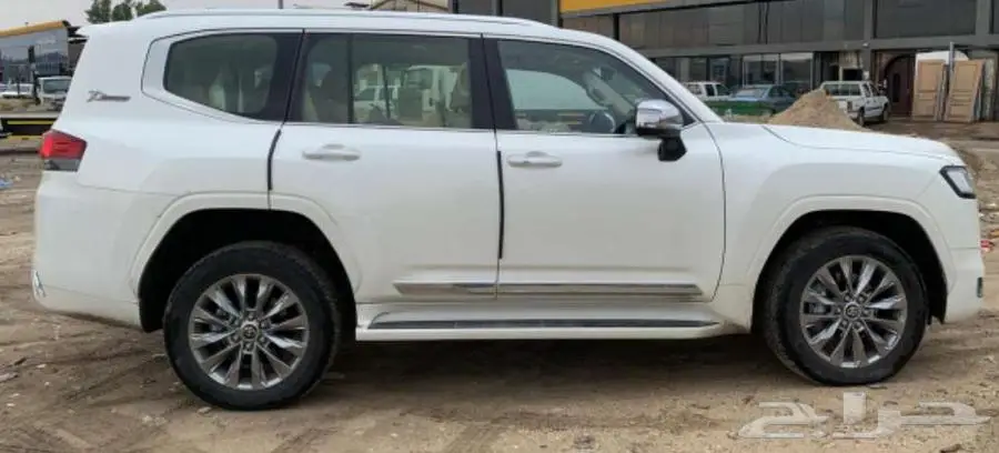 تويوتا لاند كروزر VX 2022 Toyota Land Cruiser فول كامل 8