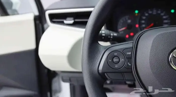 تويوتا كورولا XLI 2.0 مطور بنزين 2025 7