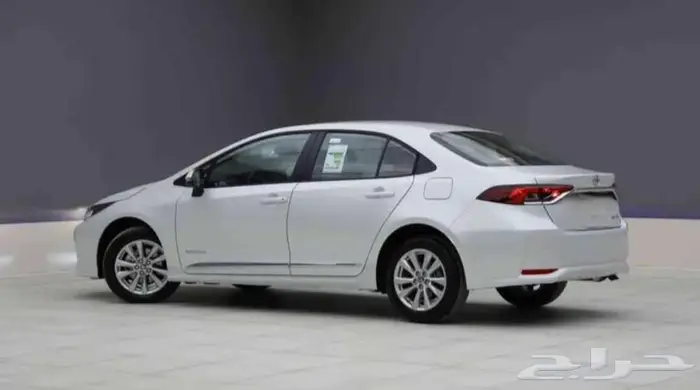 تويوتا كورولا XLI 2.0 مطور بنزين 2025 14