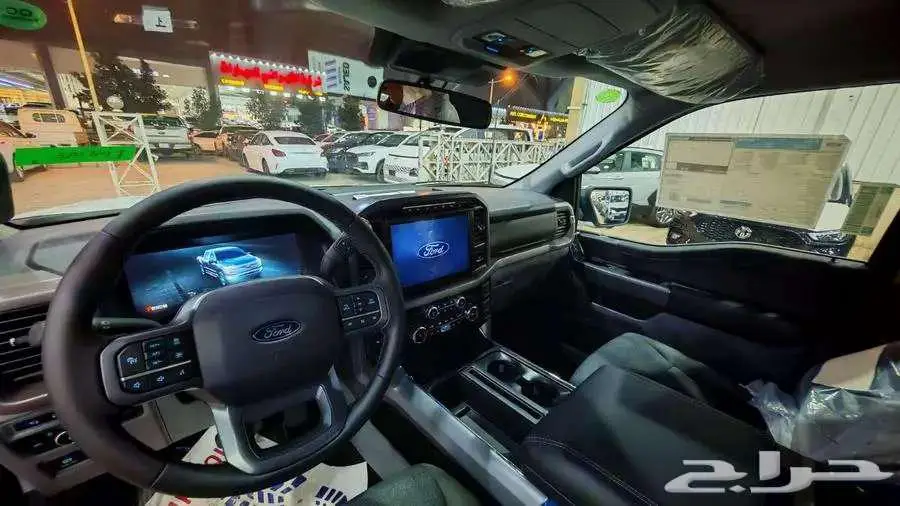 متوفر فوردF150 XLT v6 موديل 2024 لون أسود 10