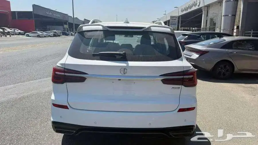 ام جي RX 5 نص فل 2023 بانوراما 4