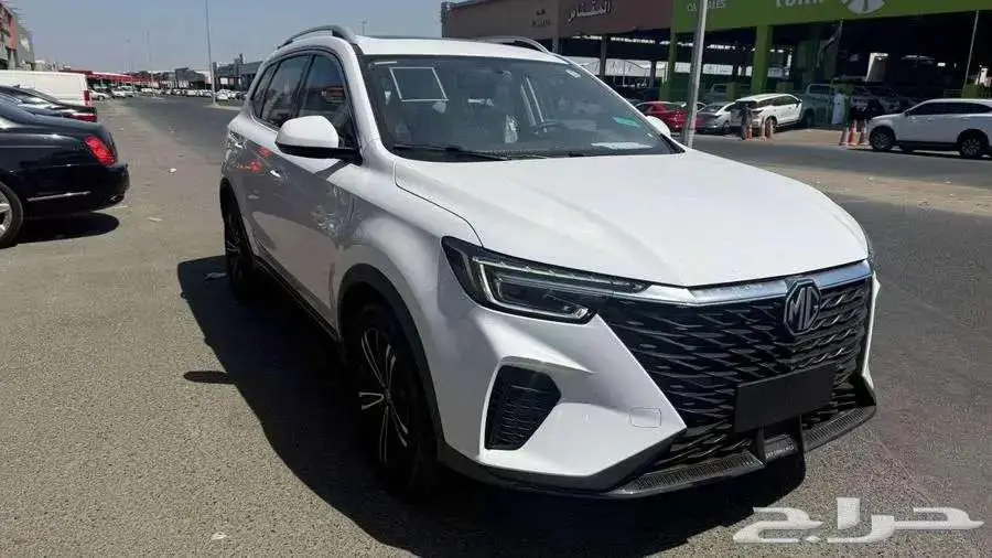 ام جي RX 5 نص فل 2023 بانوراما 1