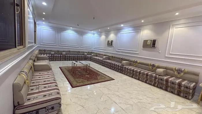 استراحة مؤثثه بالكامل ونظيفة للإيجار اليومي الشهري السنوي 41