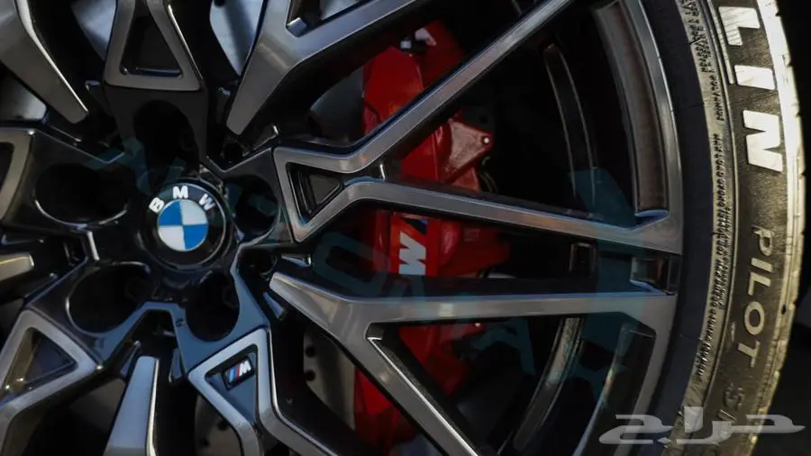 2025 BMW X6 M COMPETITION 4.4L V8 AWD GCC 0Km 36