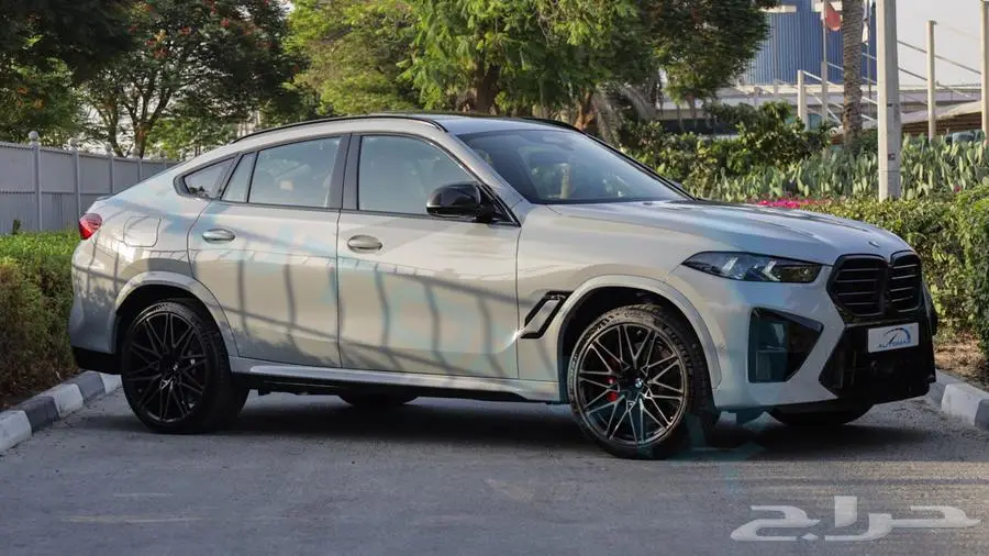 2025 BMW X6 M COMPETITION 4.4L V8 AWD GCC 0Km 3