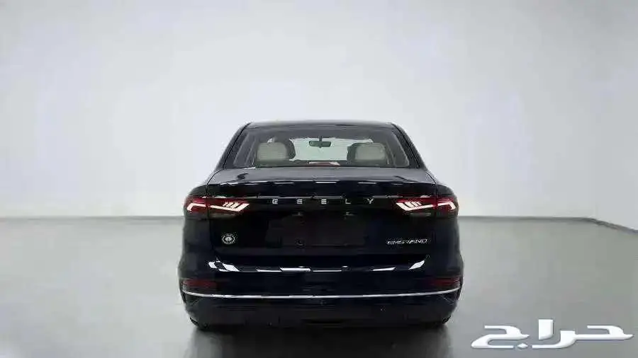 جيلي امجراند ستاندر موديل 2025 3