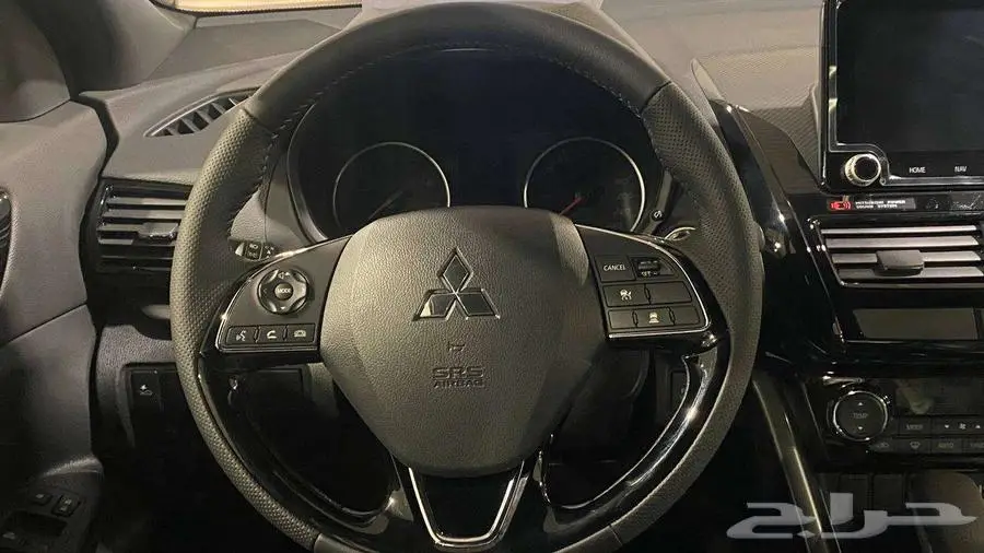 عرض خاااص ميتسوبيشي اكليبس كروس فل موديل 2025 6