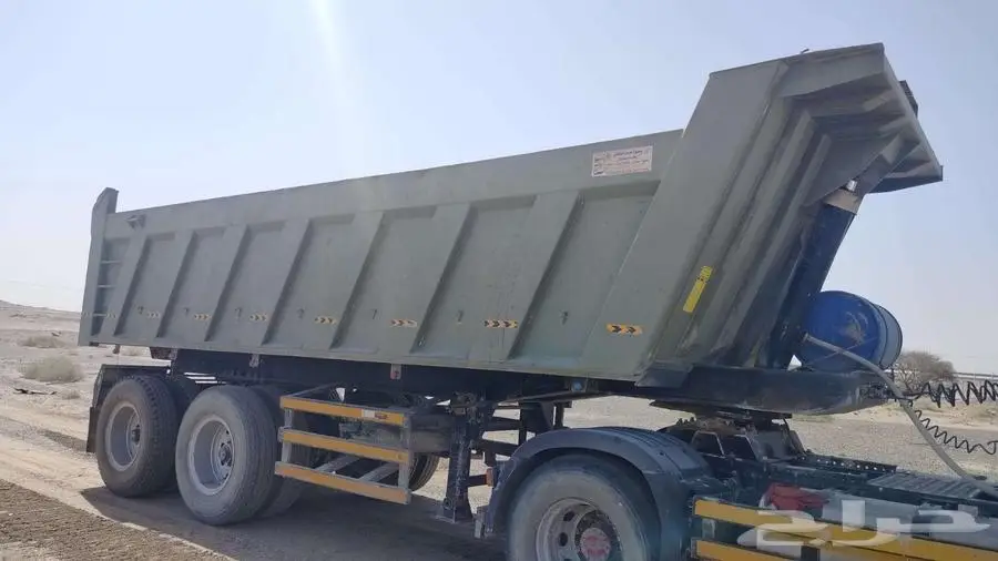 صندوق قلاب للبيع مقاس 20 نظيف جدا  شبه جديد 4