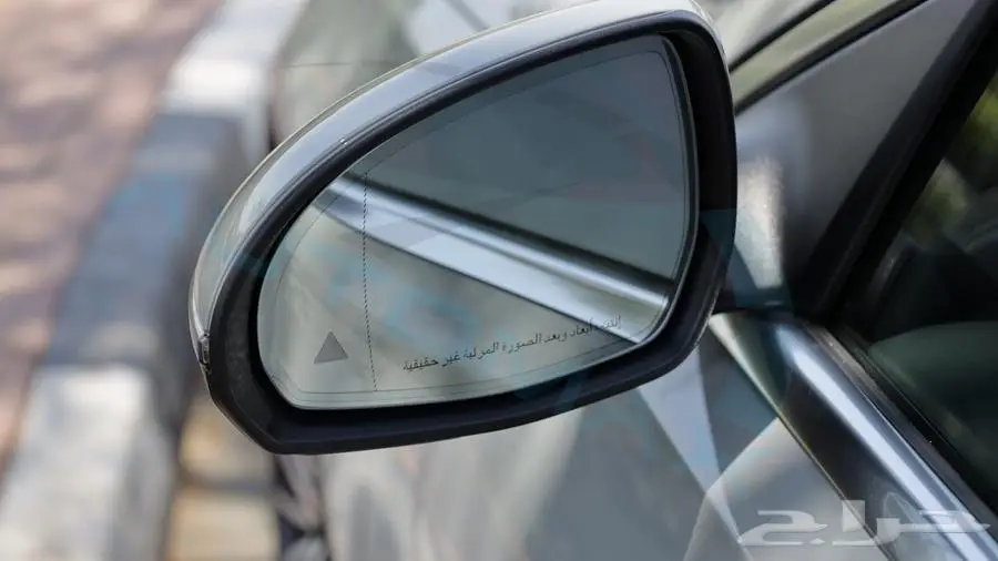 مرسيدس بنز سي 200 بريميوم بلس 2025 خليجي اصفار مع ضمان وكيل 28