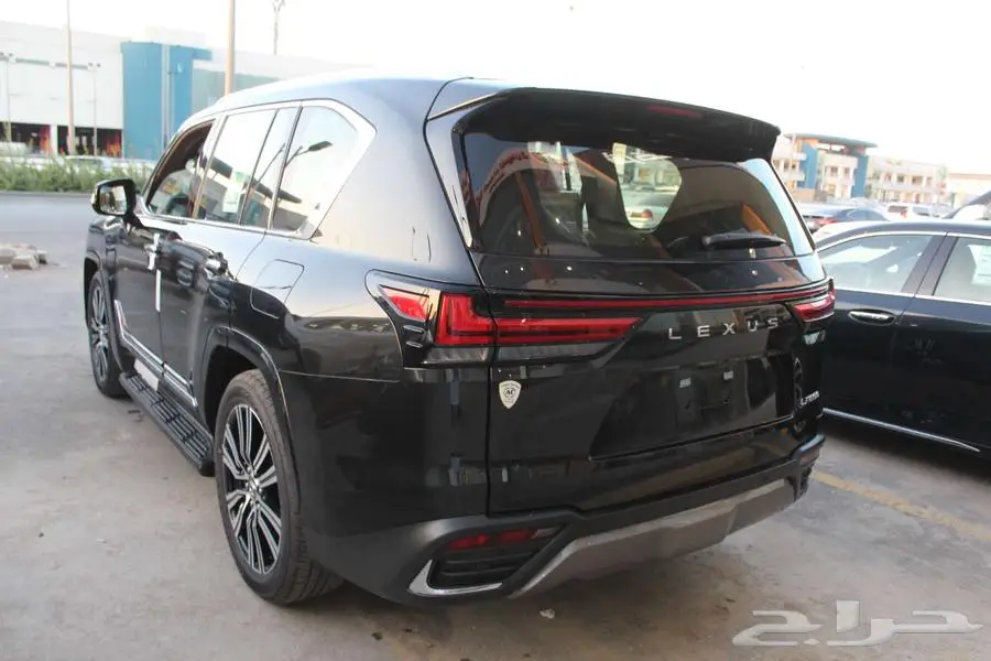 لكزس LX600 BB موديل 2025 6