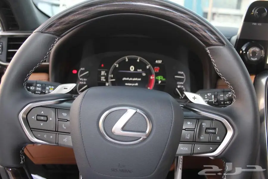 لكزس LX600 BB موديل 2025 11