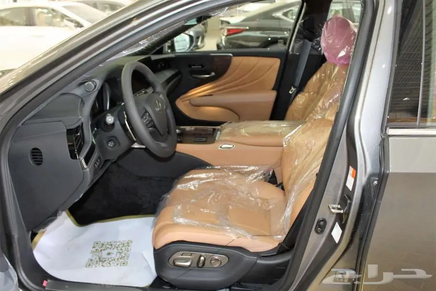 لكزس - LS 350 - AA - بريمير - خليجي - 2025 20