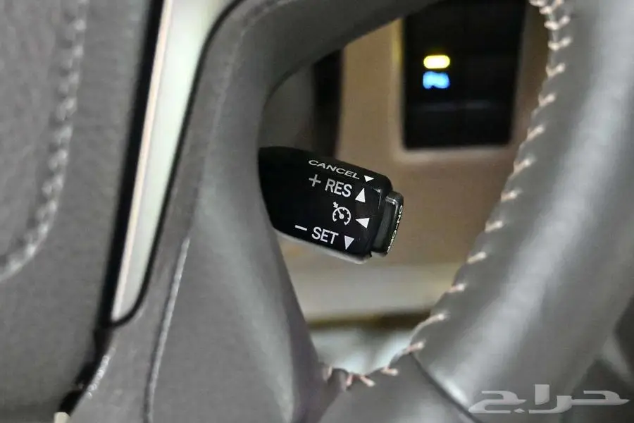 تويوتا برادو TXL 2023 V6 دبل خليجي 10