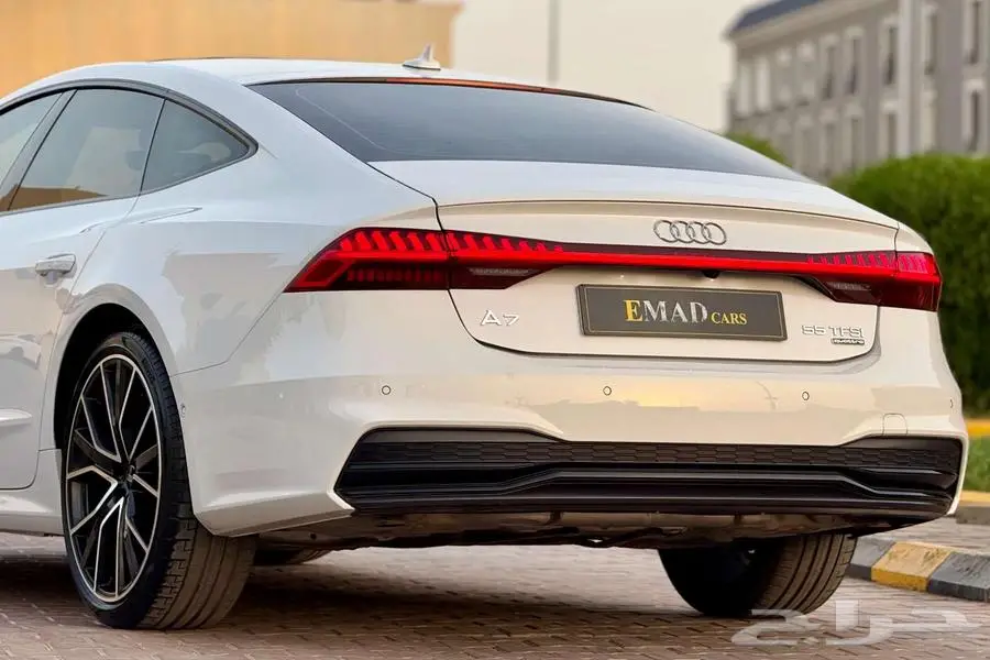 اودي A7 ابيض 2022 سعودي 4