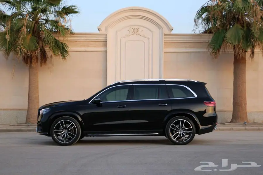 مرسيدس GLS 450 موديل 2025 بحالة الوكالة 3