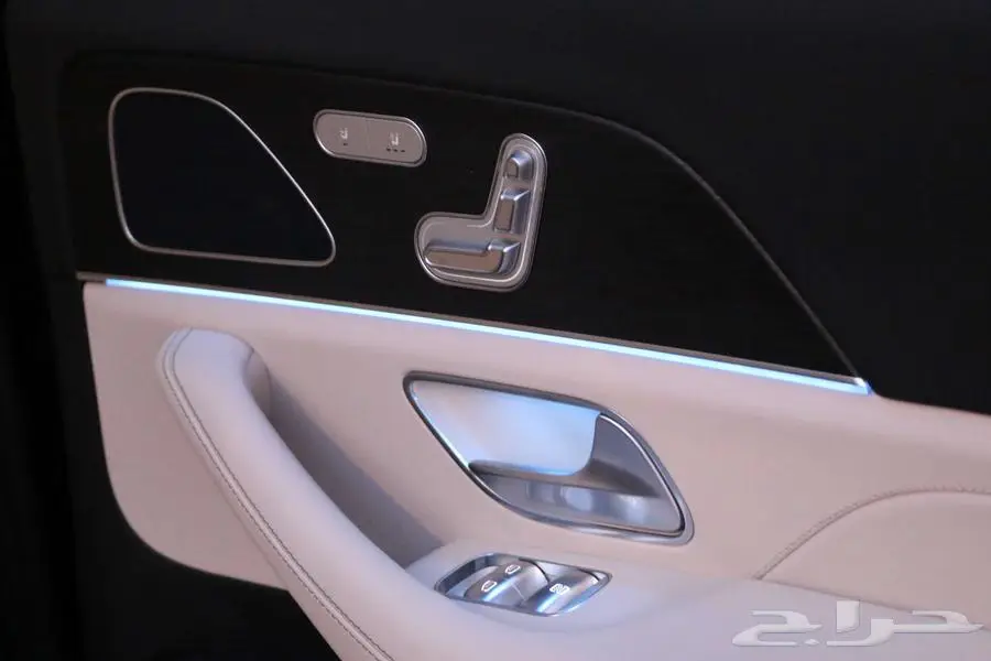 مرسيدس GLS 450 موديل 2025 بحالة الوكالة 32