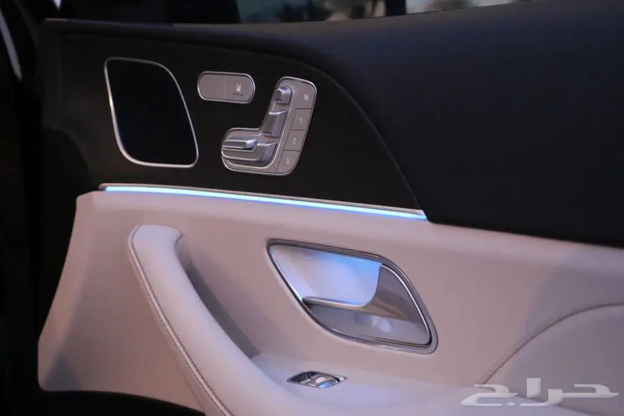 مرسيدس GLS 450 موديل 2025 بحالة الوكالة 39