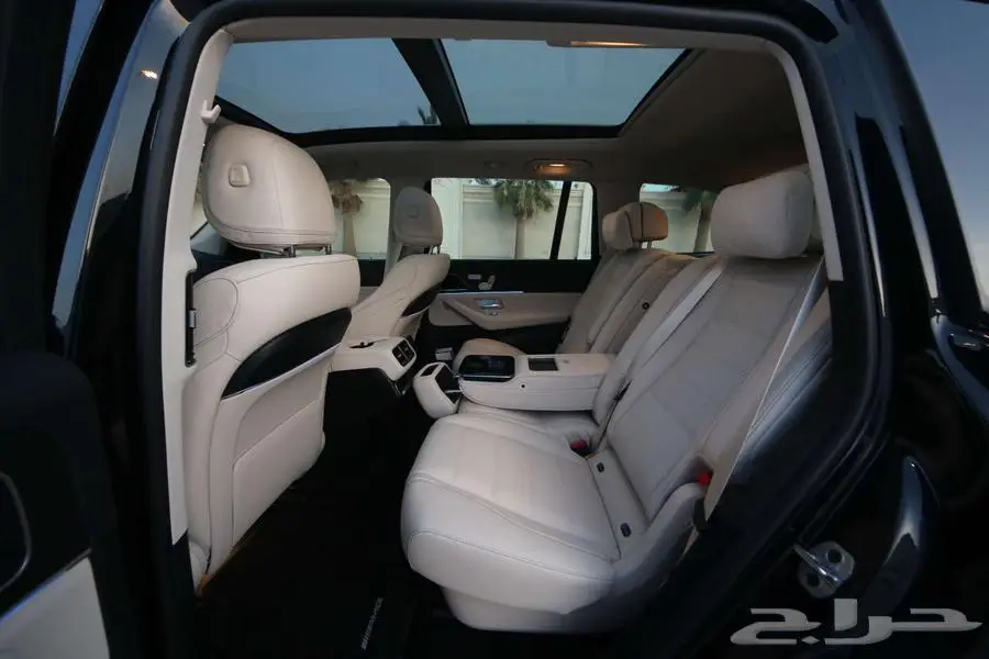 مرسيدس GLS 450 موديل 2025 بحالة الوكالة 13