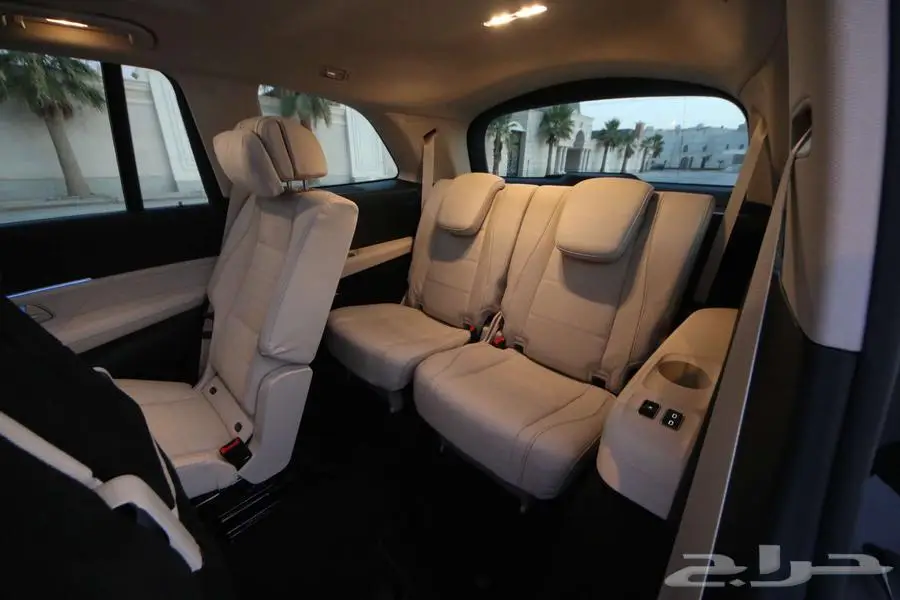 مرسيدس GLS 450 موديل 2025 بحالة الوكالة 14