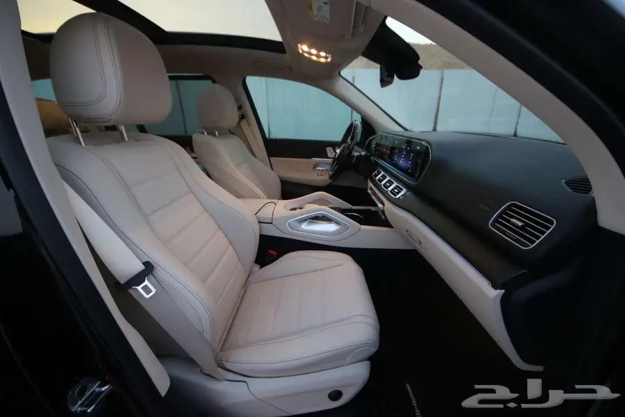 مرسيدس GLS 450 موديل 2025 بحالة الوكالة 19