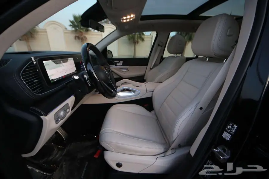 مرسيدس GLS 450 موديل 2025 بحالة الوكالة 10