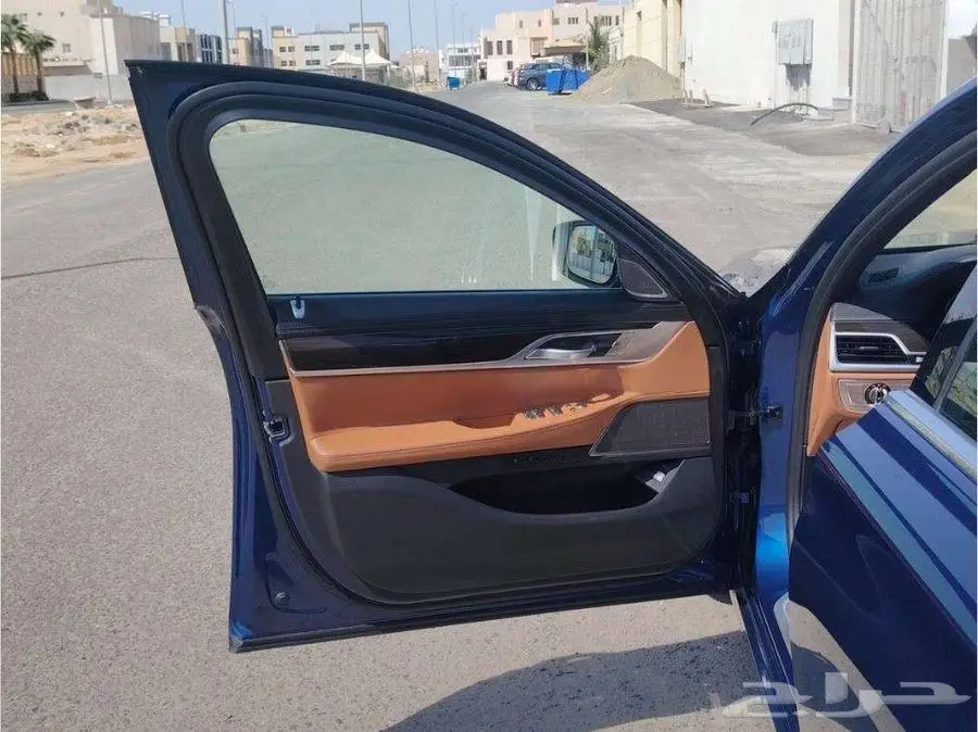 بي ام دبليو 2022 - 730 Li فل ابشن كامل 14