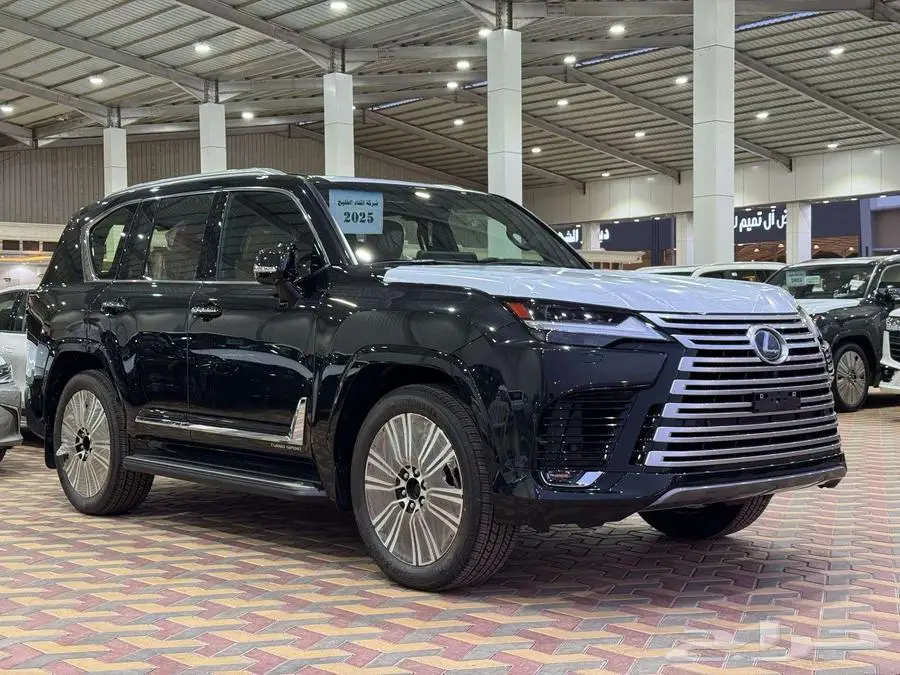 جيب لكزس 2025 LX600 BB بريمي يتوفر جميع الالوان 3
