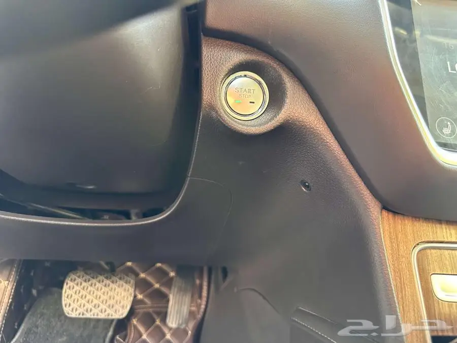 ام جي RX8 2020 30