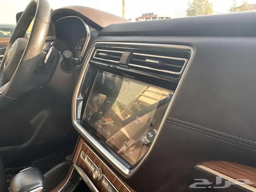 ام جي RX8 2020 28