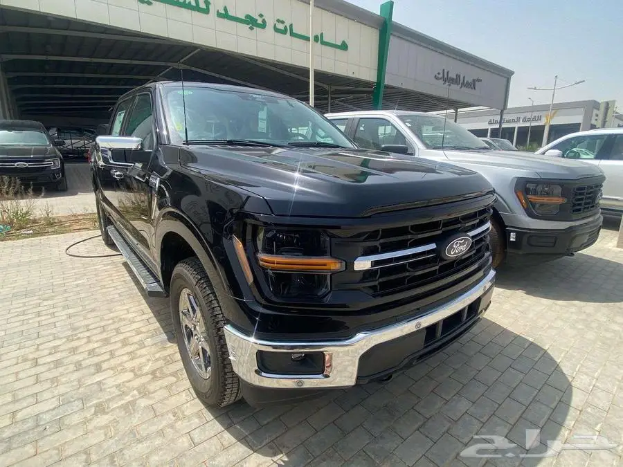 فورد F150 غمارتين XLT 2024 كاش وتمويل 6
