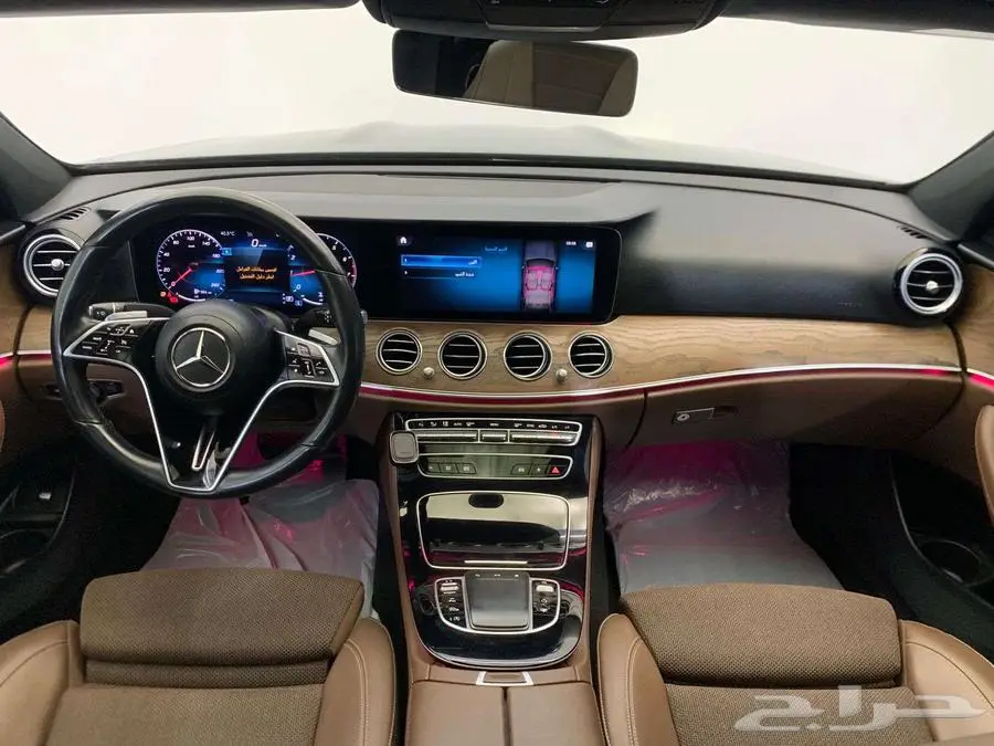 مرسيدس E200 2021 13