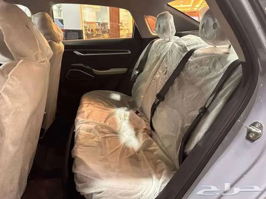 جيلي اميجراند ستاندر GS موديل 2025 12