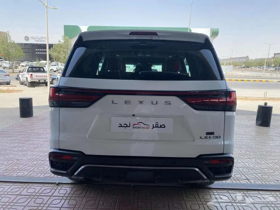 لكزس FSPORT LX600 2023سعودي 14