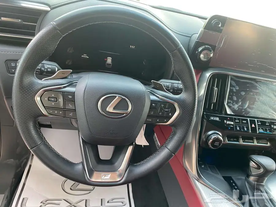 لكزس FSPORT LX600 2023سعودي 9