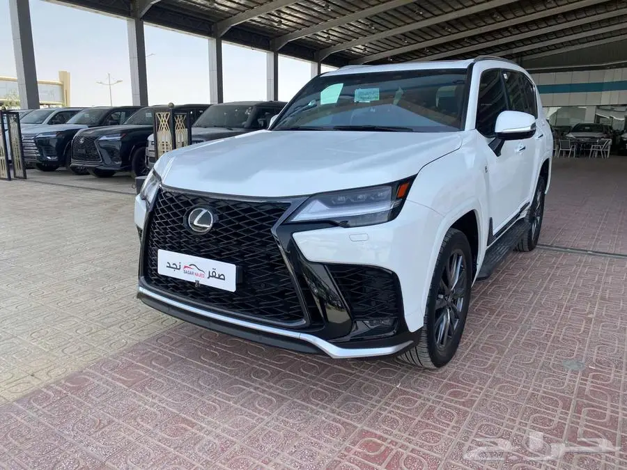 لكزس FSPORT LX600 2023سعودي 1