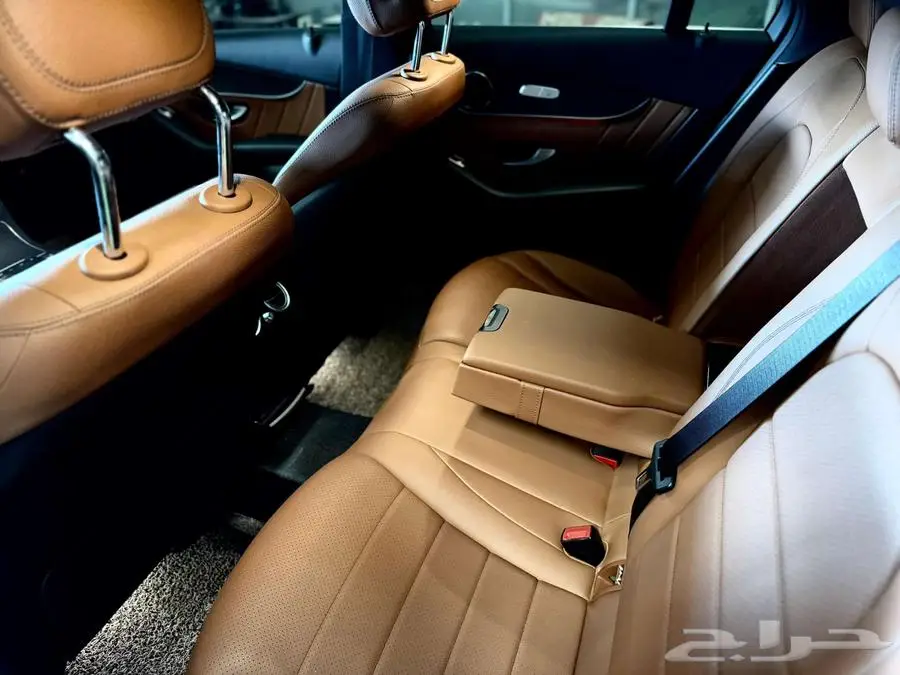 مرسيدس بنز GLC 300 Coupe 2020 19