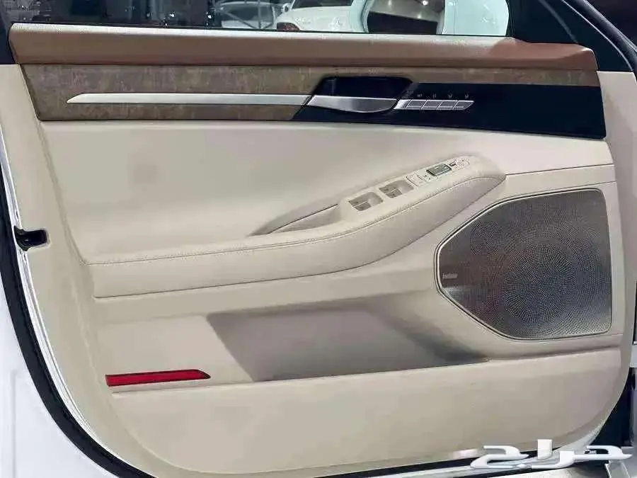 جينيسيس جي 90- 2020 - 25.000KM 7